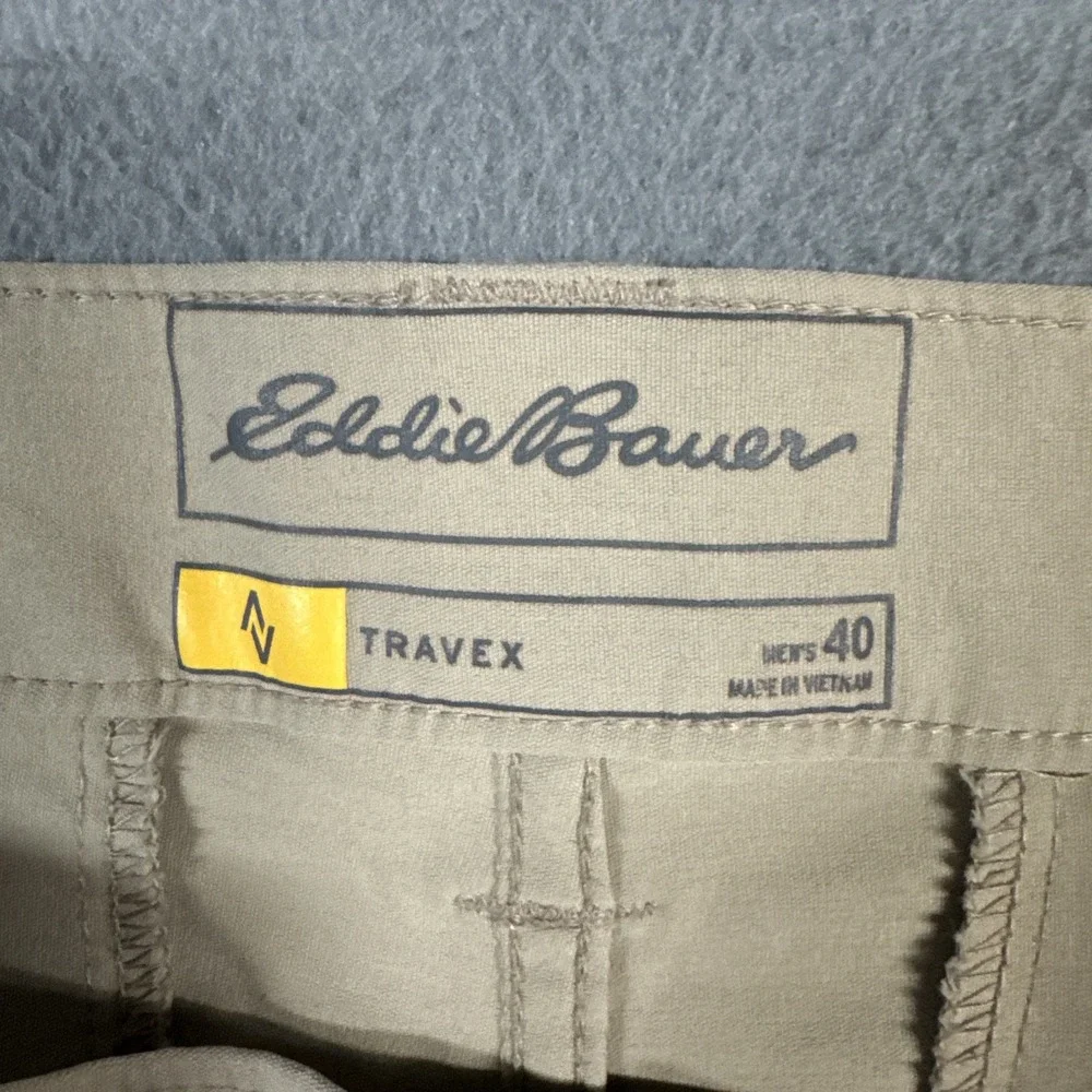 Eddie Bauer Travex Shorts Mens 40 Brown Cargo Stretch Nylon Lightweight Outdoors